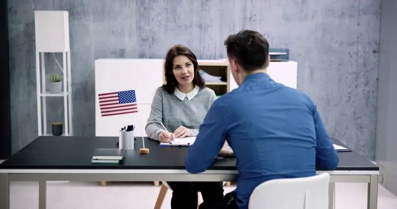  Beneficios y guía de aplicación de la Green Card